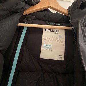TNA golden haven parka, no fur on the hood, size S